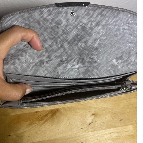 Coach Madison Slim Envelope Fabric Needlepoint Op Art Mahogany Wallet - Picture 6 of 8